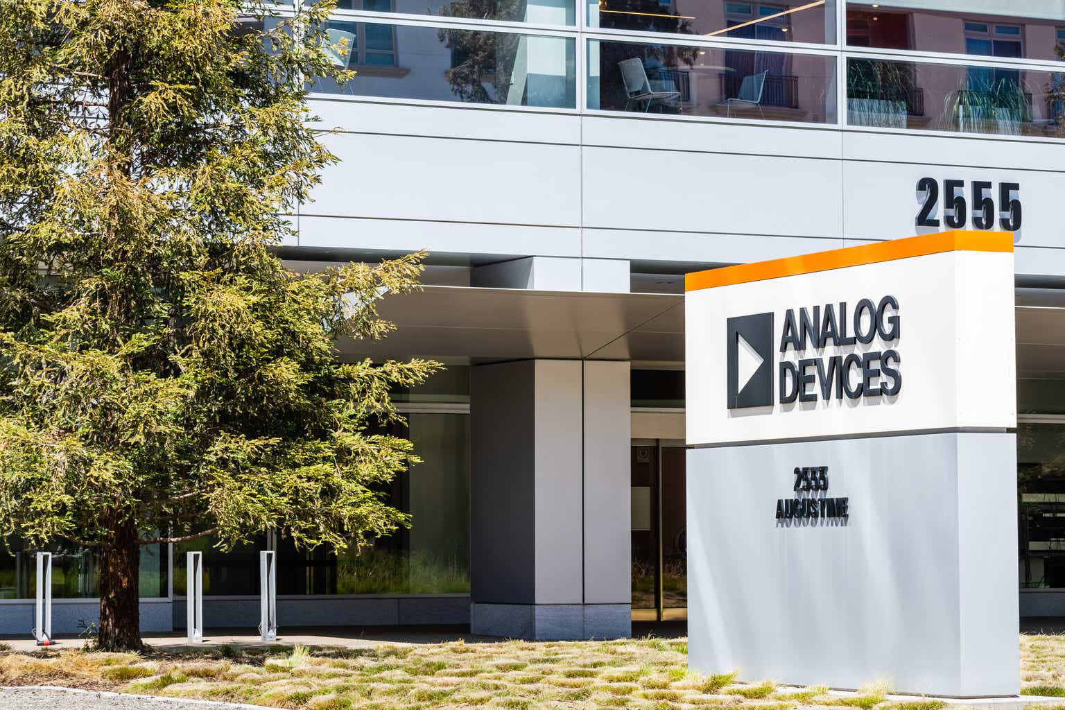 Analog Devices Announces Apollo MxFE Advanced Software-Defined Signal Processing Solution 