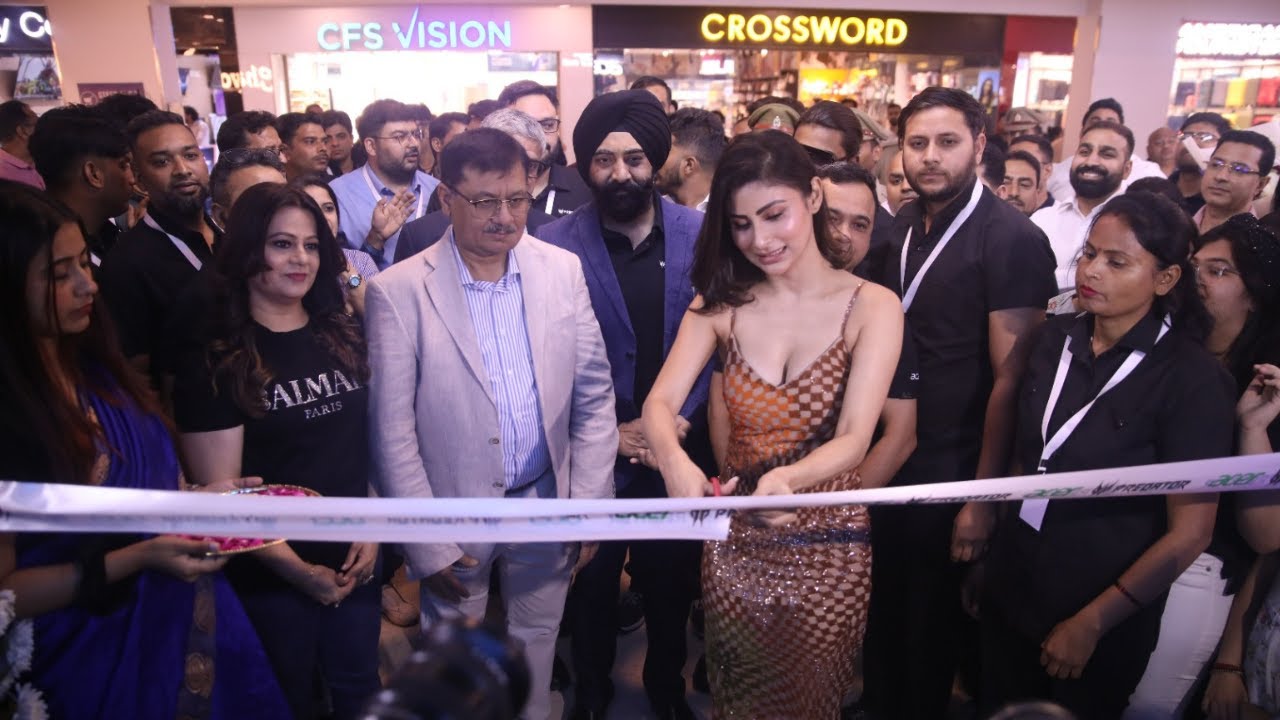  Acer hits double century with the launch of its 200th store in DLF Mall of India, Noida